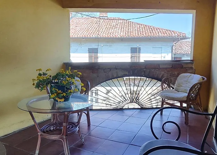 Daire In Mit Garten- Terrasse Und Grill By Interhome *